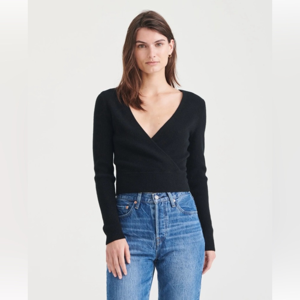 NADDAM SIGNATURE CASHMERE CROSSOVERS SWEATER